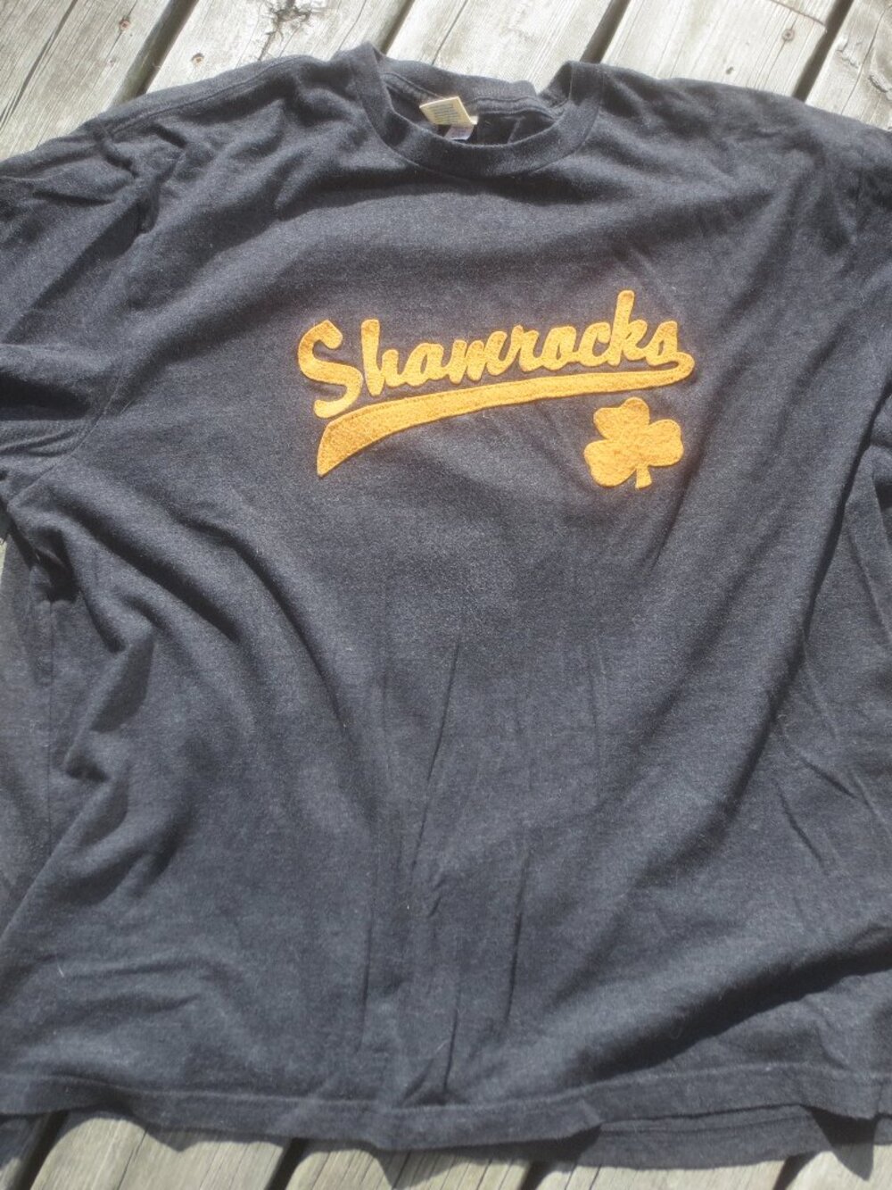Old Navy Shamrocks T-Shirt - Size XXL Men's.